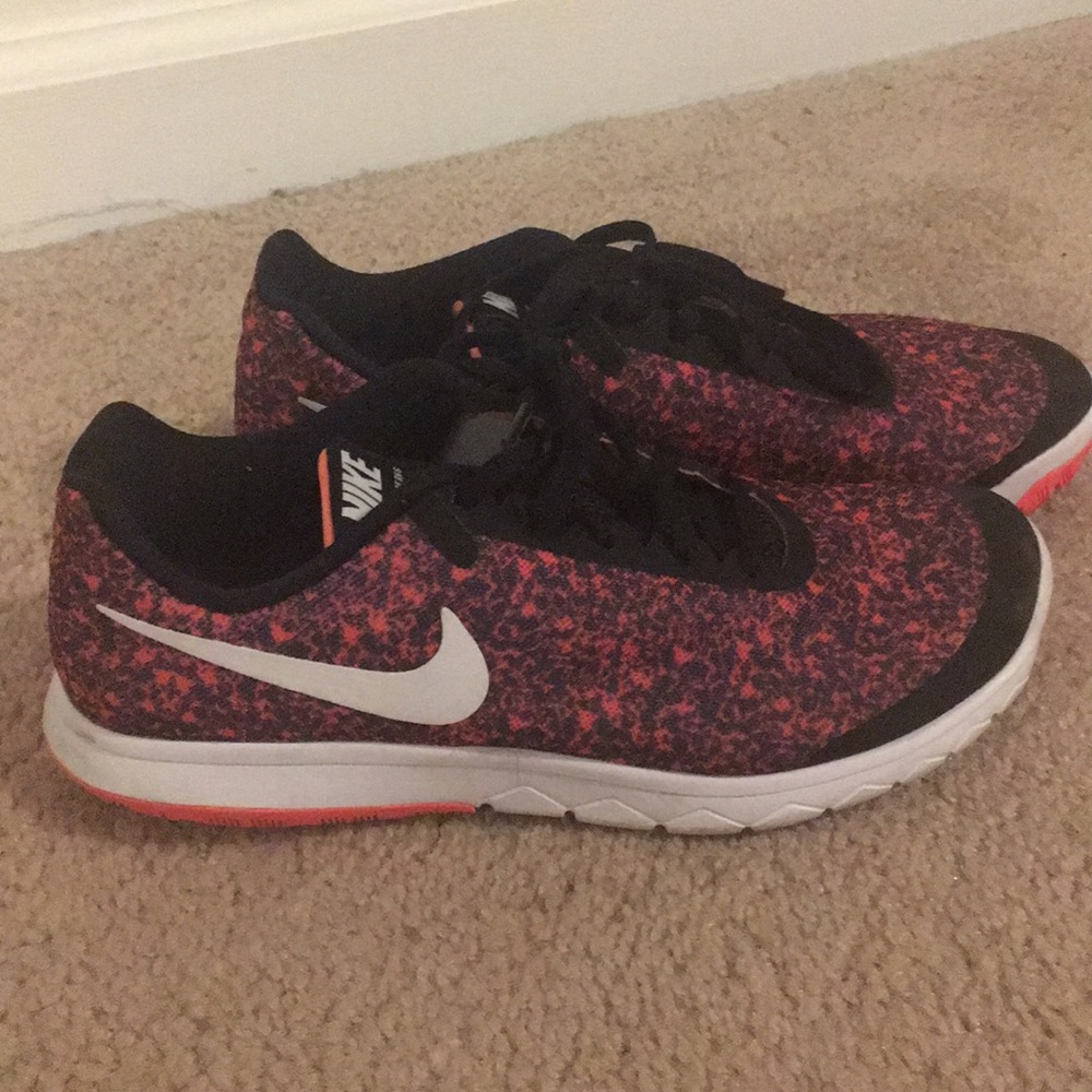 Nike Running Shoes Size 7